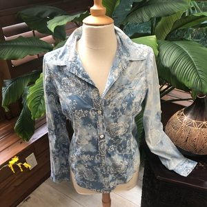 Limited edition Gap 1969 collection shirt